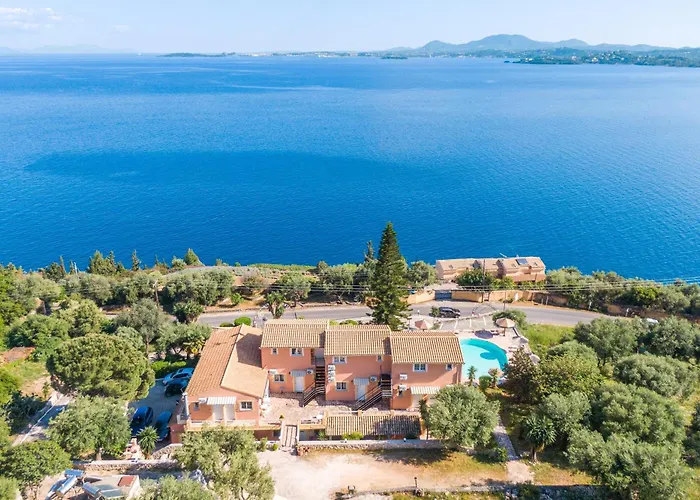度假居 Stefanos Place Sea View Mparmpati